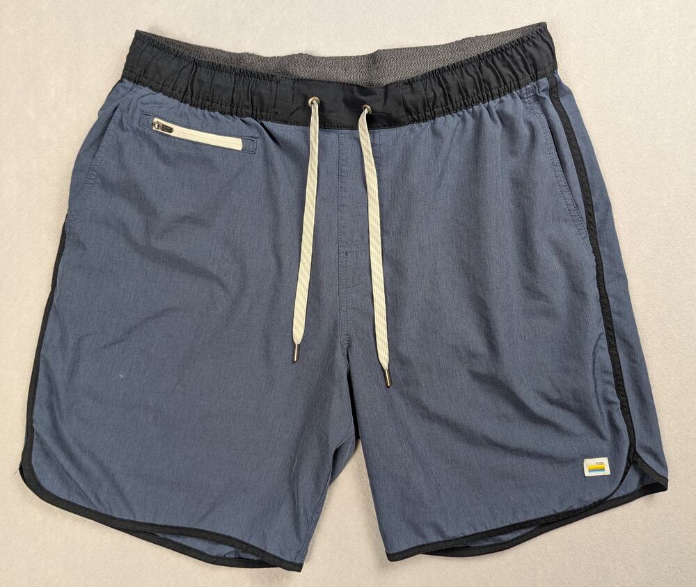Vuori Men's Banks Shorts - Size Medium (est) - Blue Gray Accent Trim